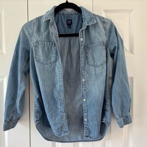 GAP Denim Light Blue Button-Front Shirt